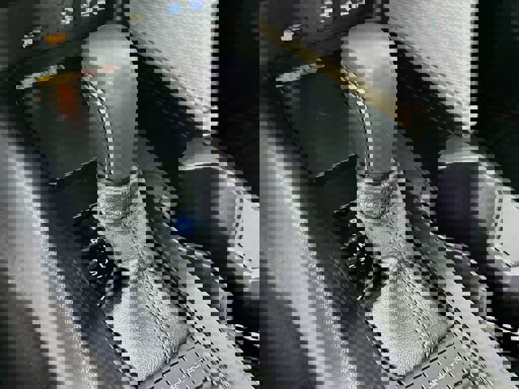 Used 2025 Toyota Camry SE w/ Multimedia Upgrade Package FWD image 22