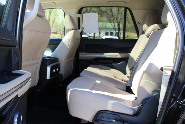 Certified 2024 Ford Expedition Max Limited AWD/4WD image 11