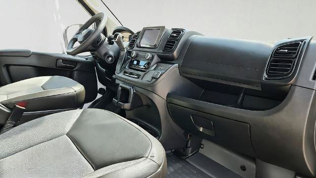 Used 2024 RAM ProMaster 2500 w/ Convenience Group FWD image 28