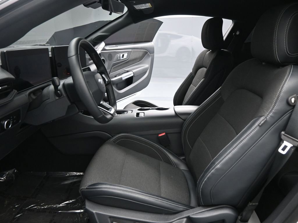 Certified 2024 Ford Mustang Coupe image 37