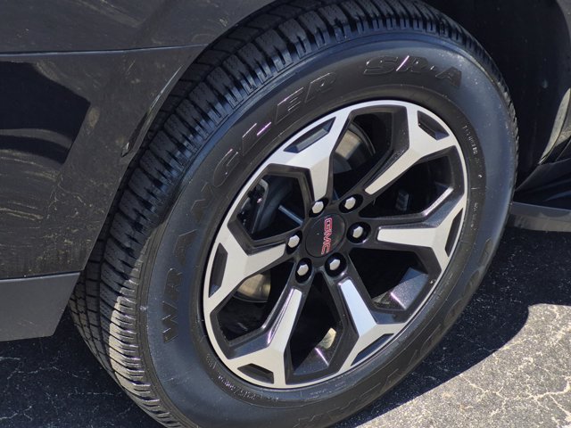 Used 2025 GMC Yukon AT4 w/ Premium Trailering Package AWD/4WD image 7