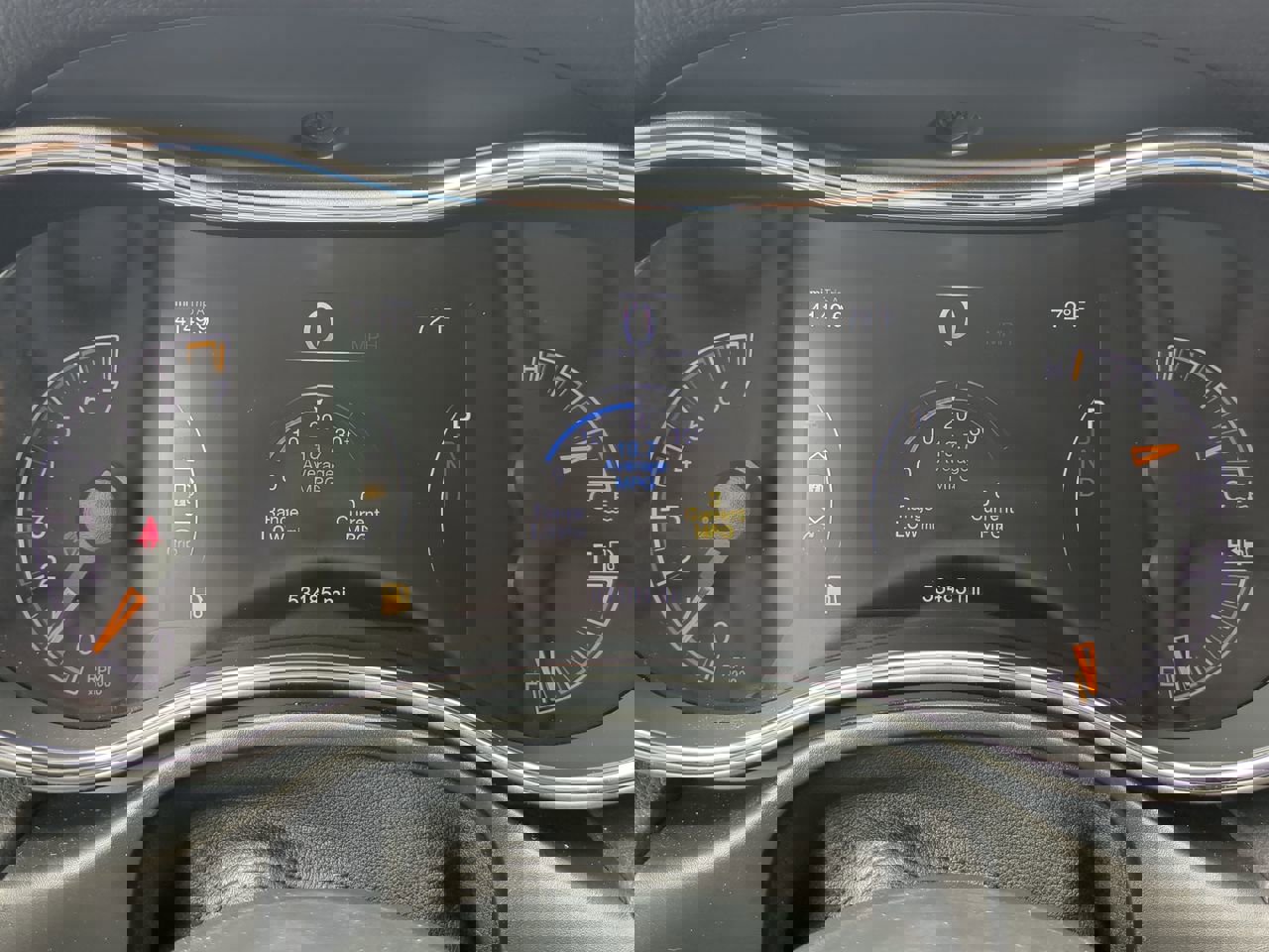 Used 2019 Jeep Grand Cherokee Laredo w/ Laredo X Package image 25