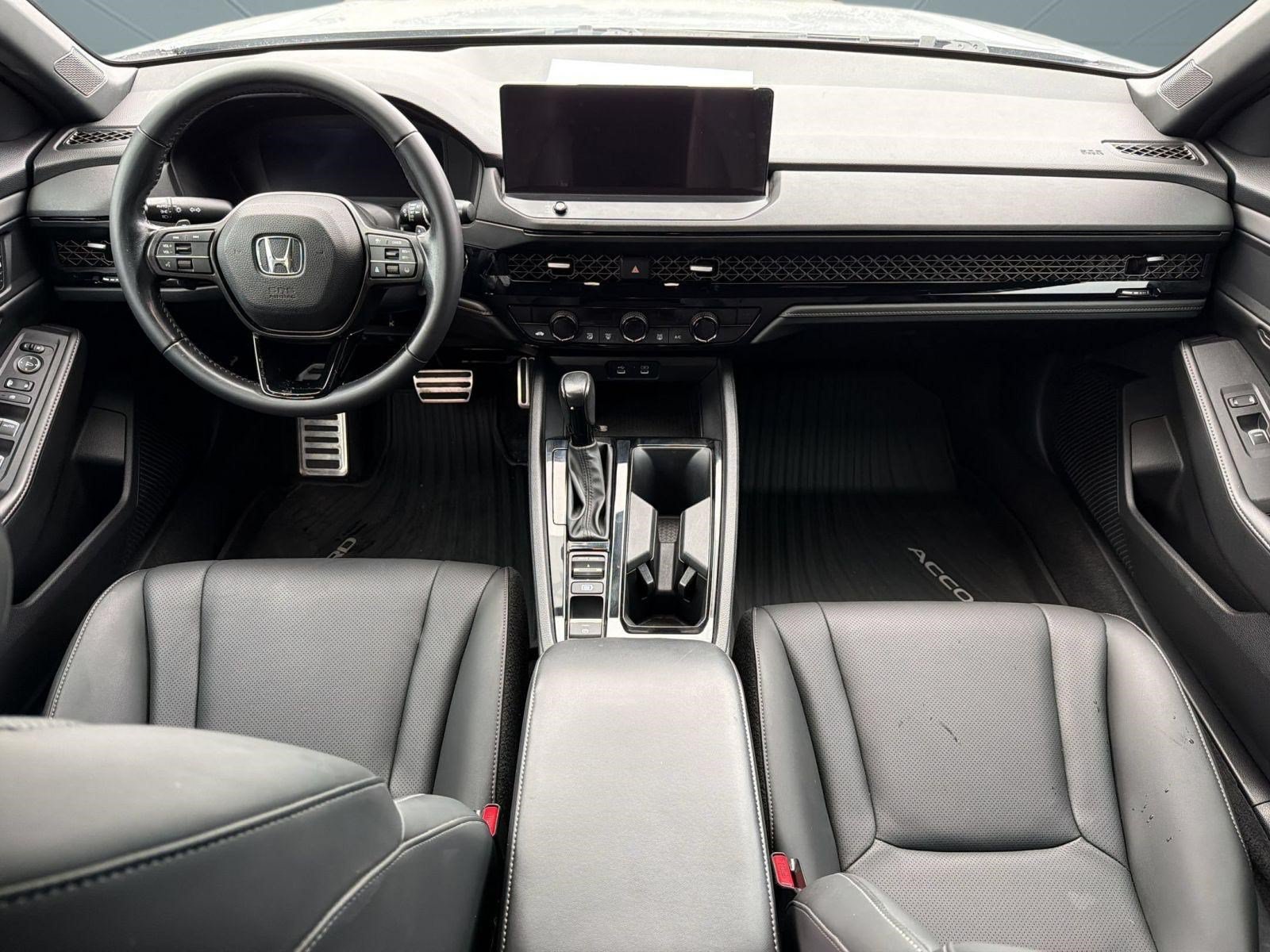 Used 2023 Honda Accord Sport image 15