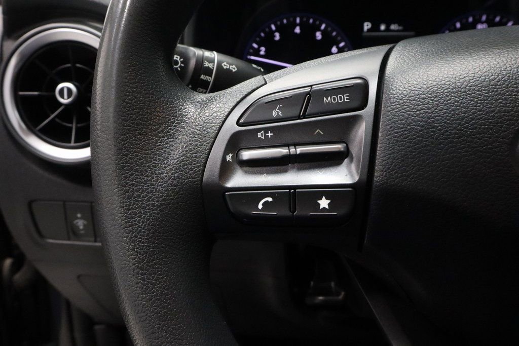 Used 2022 Hyundai Kona SE image 26
