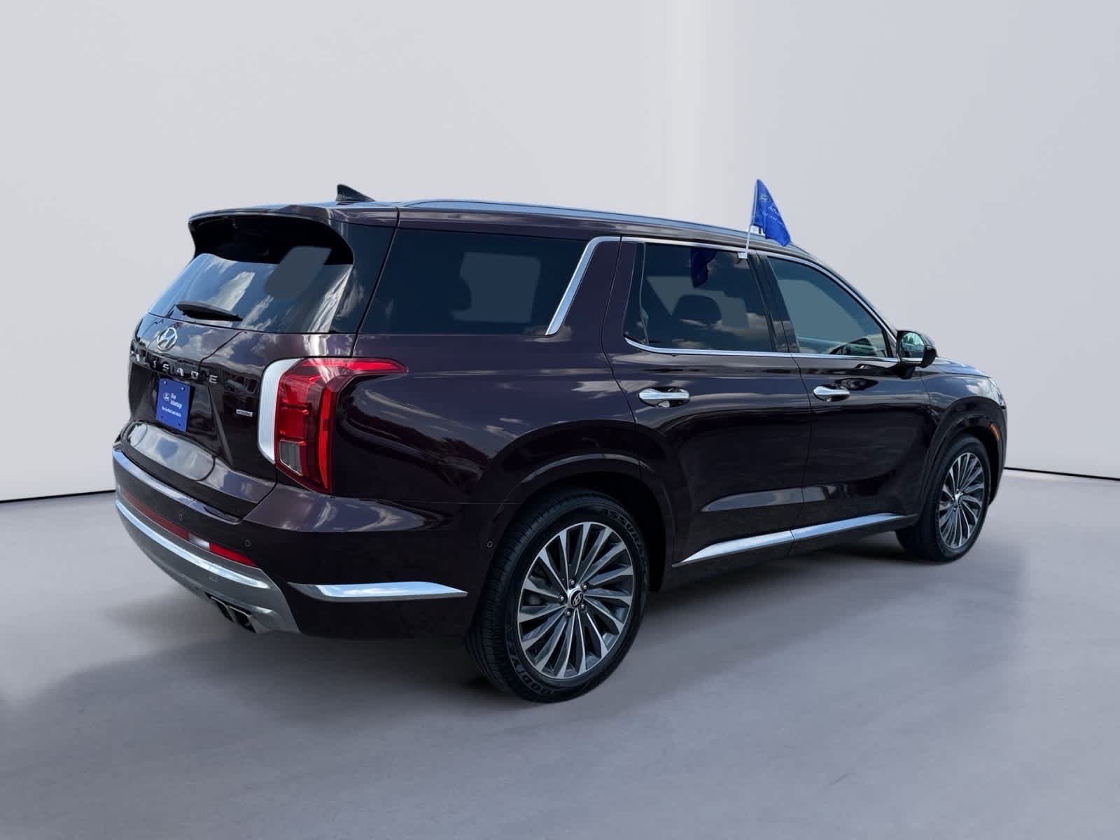 Used 2024 Hyundai Palisade Calligraphy AWD/4WD image 5