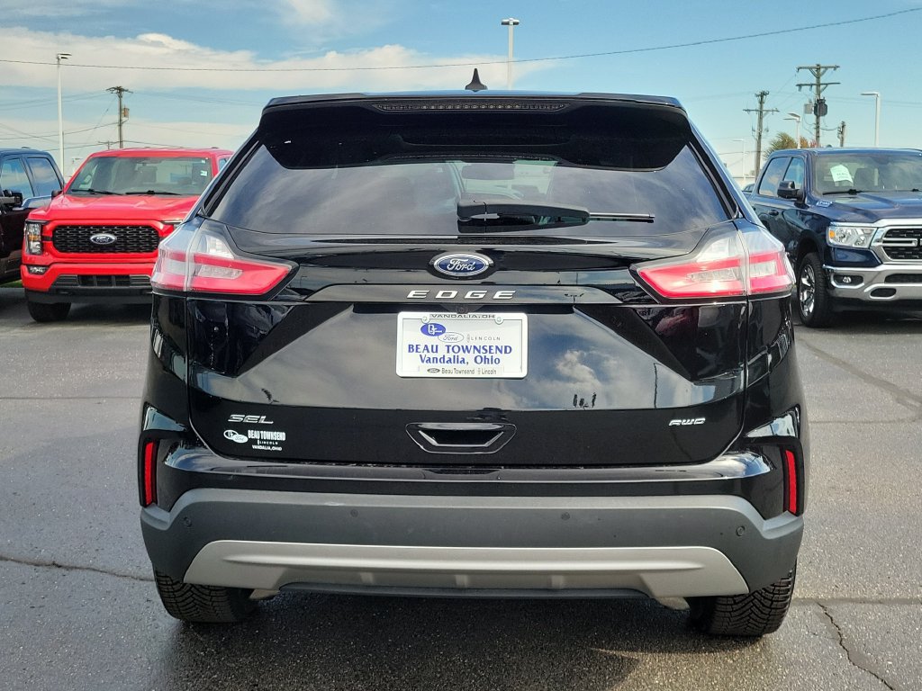 Certified 2024 Ford Edge SEL w/ Convenience Package AWD/4WD image 5