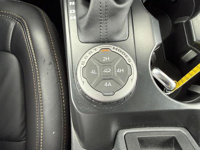 Certified 2025 Ford Bronco Badlands AWD/4WD image 18