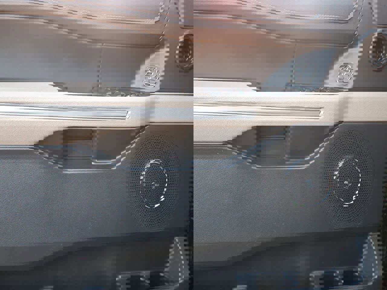 Certified 2023 Ford Expedition Limited image 16