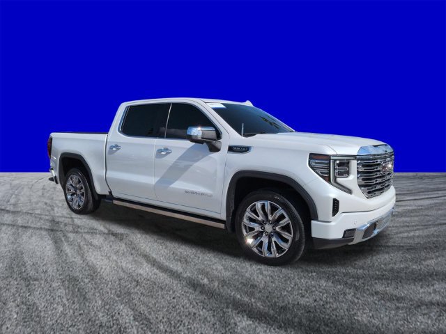 Used 2023 GMC Sierra 1500 Denali w/ Denali Reserve Package AWD/4WD image 2
