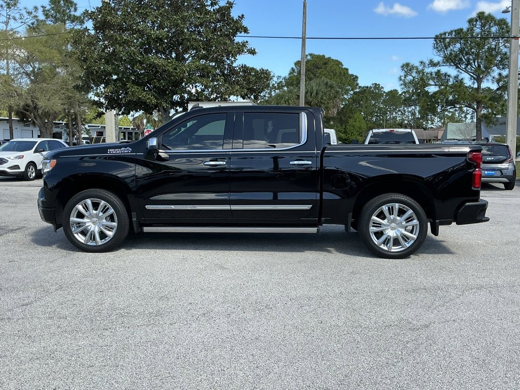 Used 2024 Chevrolet Silverado 1500 High Country image 3