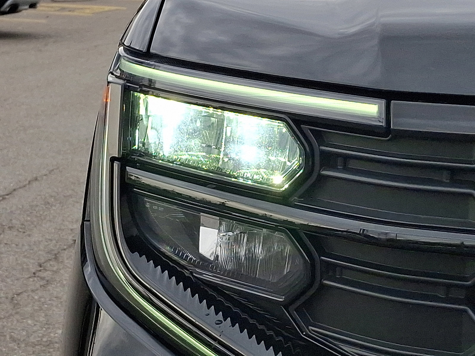 Certified 2025 Ford Expedition Active image 9