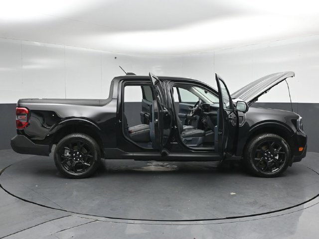 Certified 2025 Ford Maverick Lariat w/ Black Appearance Package AWD/4WD image 61