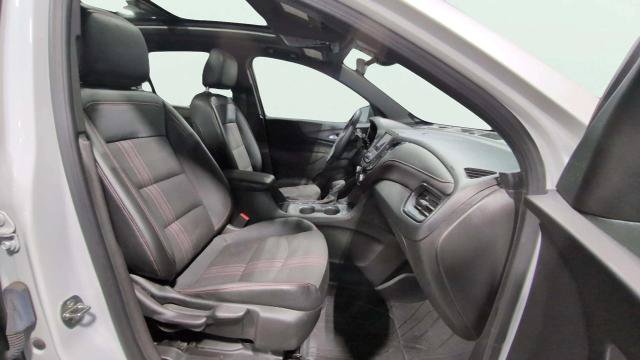 Used 2023 Chevrolet Equinox RS w/ LPO, Floor Liner Package AWD/4WD image 17