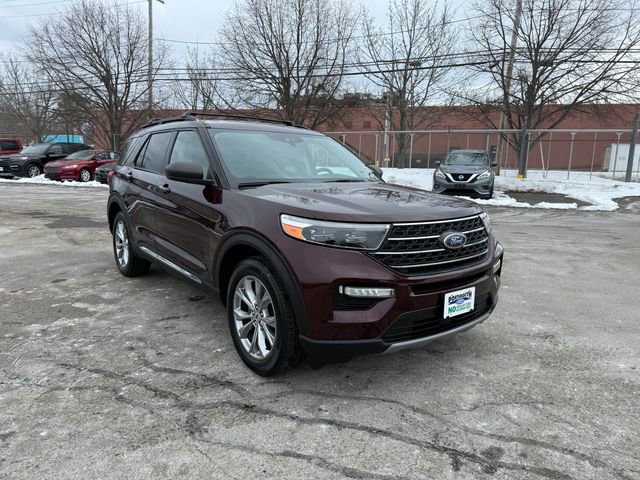 Certified 2022 Ford Explorer XLT w/ Equipment Group 202A image 22