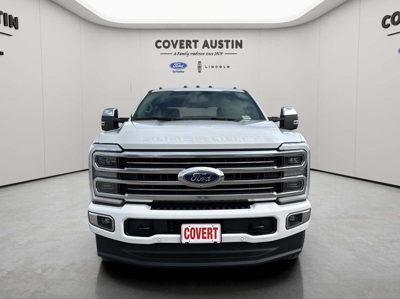 Certified 2026 Ford F350 Platinum w/ Platinum Plus Package image 8