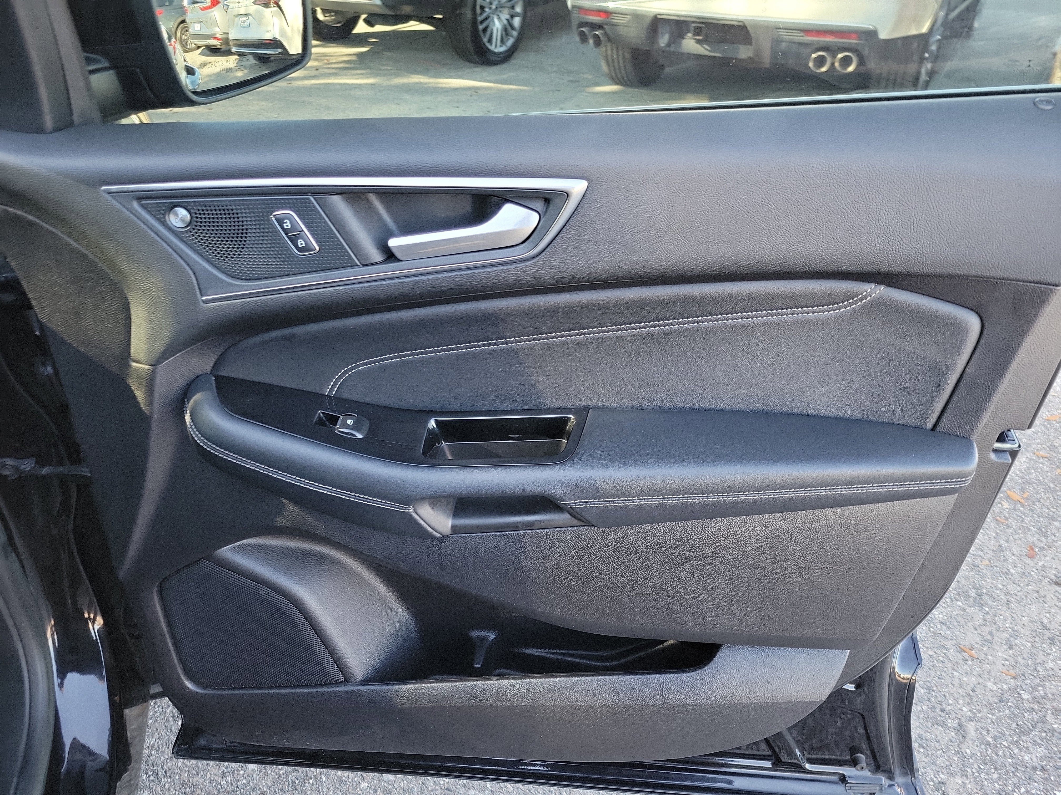 Certified 2019 Ford Edge Titanium w/ Equipment Group 301A image 29