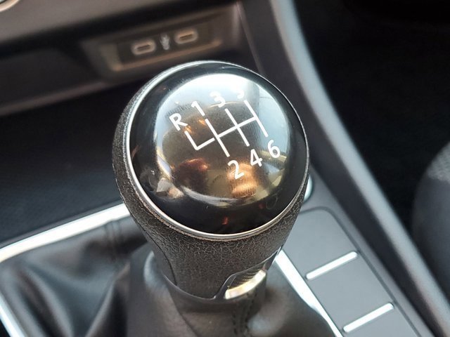 Used 2021 Volkswagen Jetta S w/ Driver Assistance Package image 25