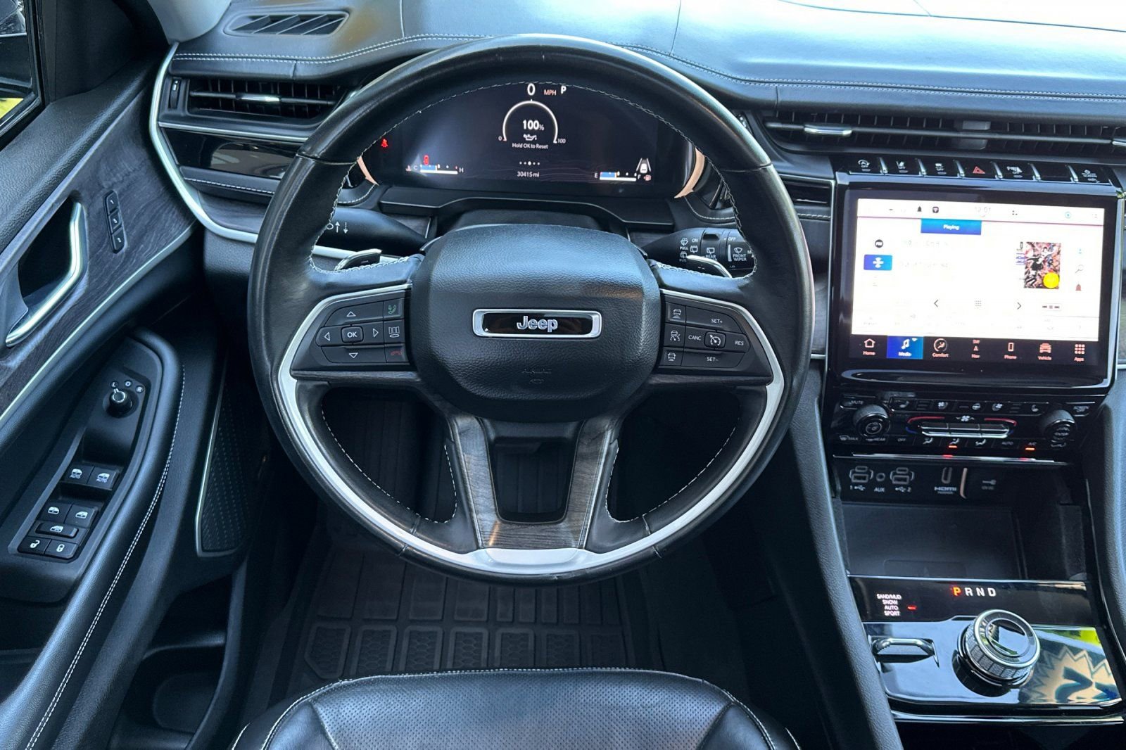 Used 2022 Jeep Grand Cherokee L Limited w/ Luxury Tech Group II AWD/4WD image 17