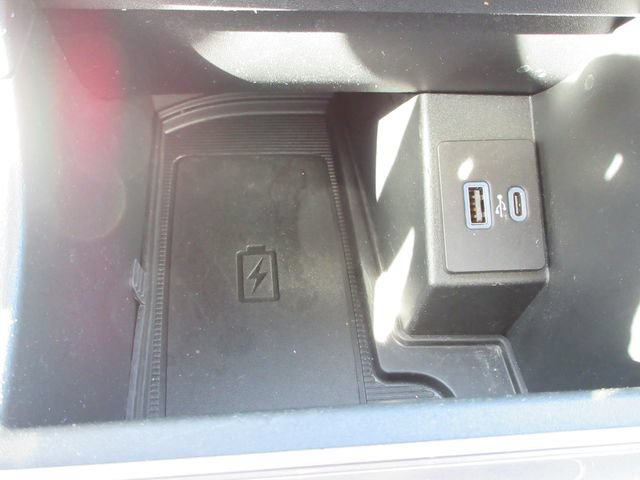 Certified 2024 Ford Edge SEL w/ Convenience Package AWD/4WD image 17