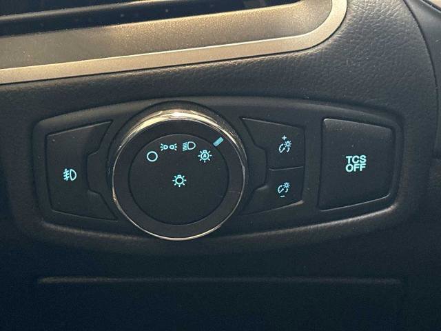 Certified 2020 Ford Edge SEL w/ Cold Weather Package image 16