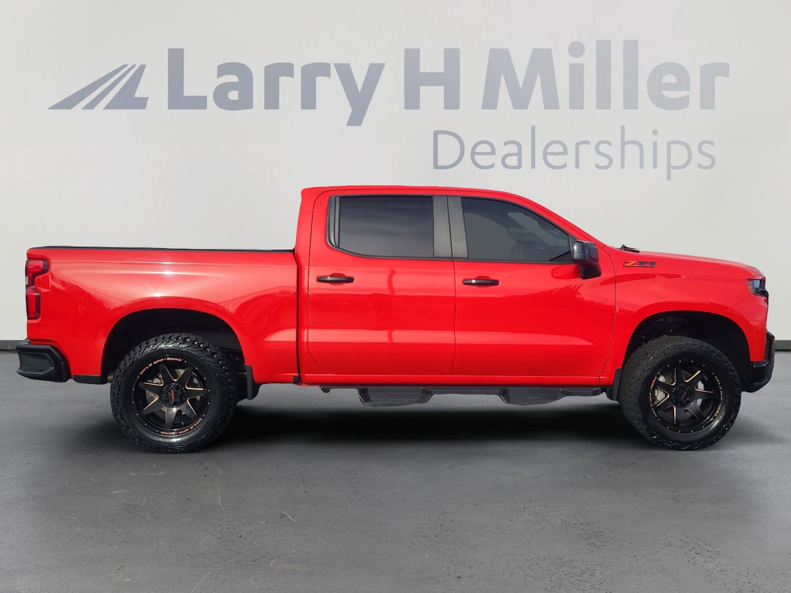 Used 2020 Chevrolet Silverado 1500 LT Trail Boss image 6