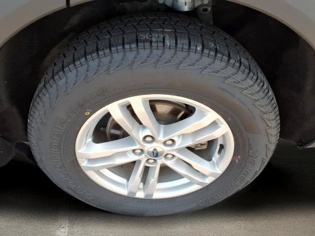 Certified 2022 Ford Explorer XLT w/ Class IV Trailer Tow Package AWD/4WD image 21