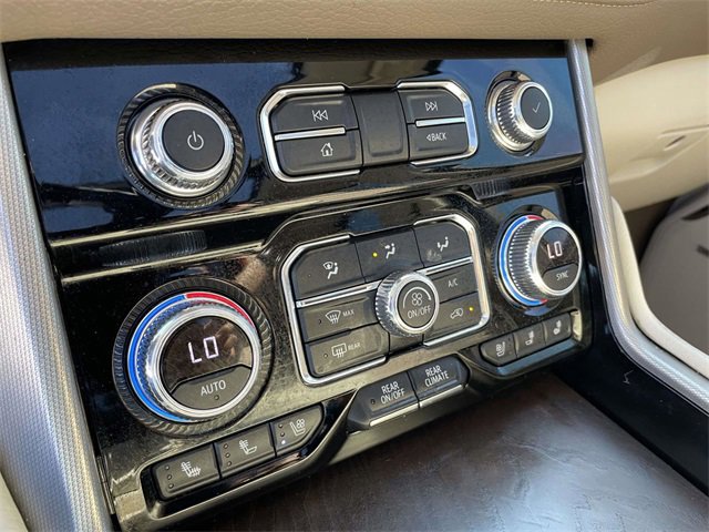 Used 2023 GMC Yukon Denali image 28