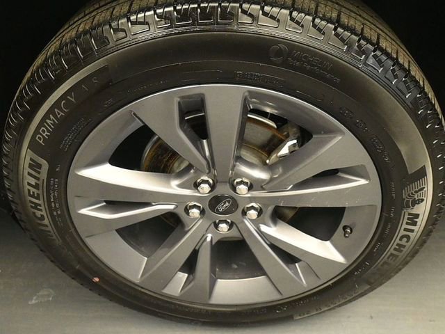 Certified 2024 Ford Explorer XLT w/ Equipment Group 202A image 9