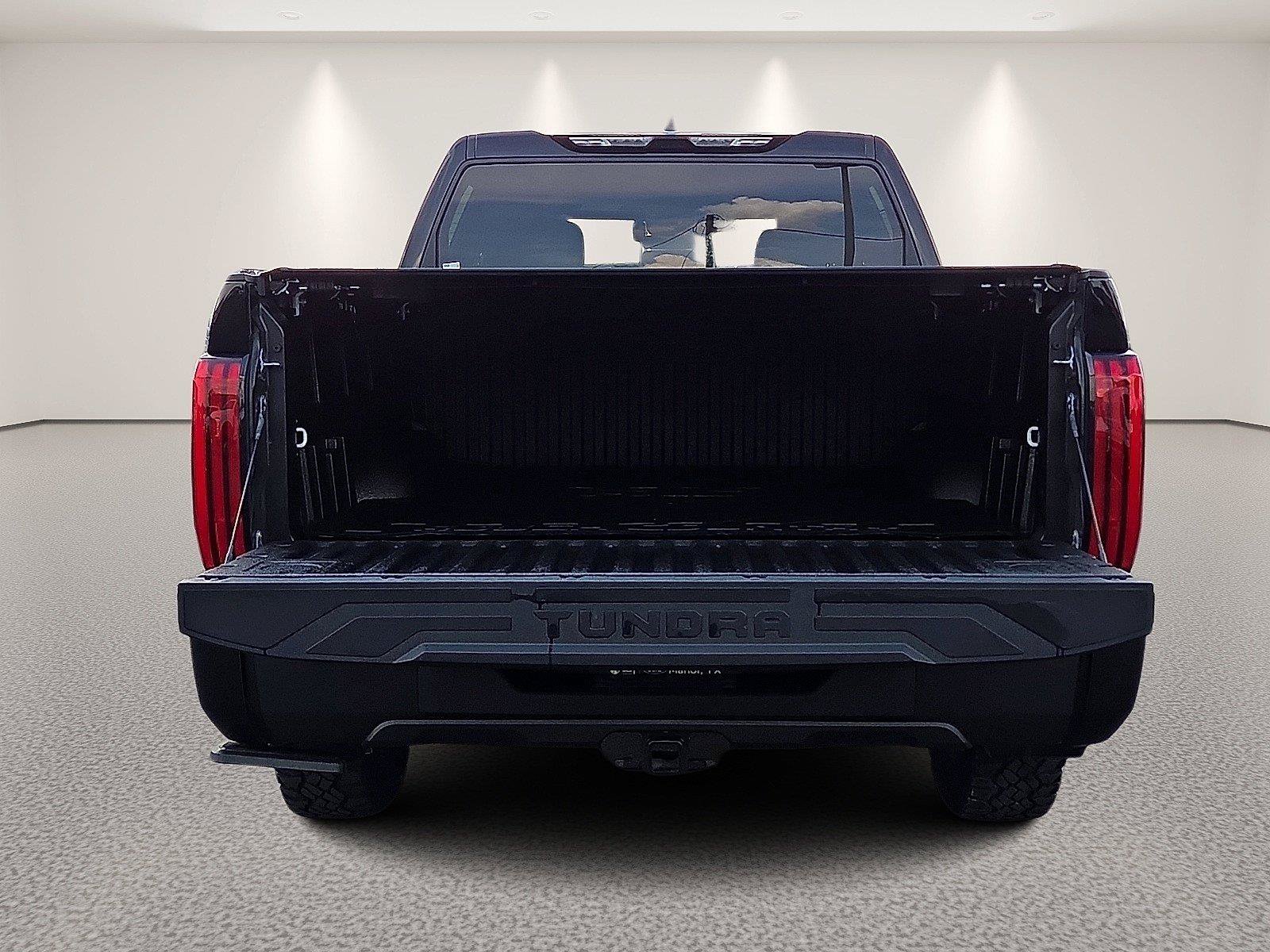 Used 2025 Toyota Tundra SR5 AWD/4WD image 11