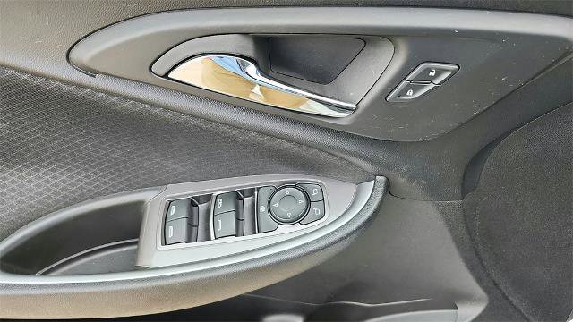 Used 2024 Chevrolet Malibu LT image 27