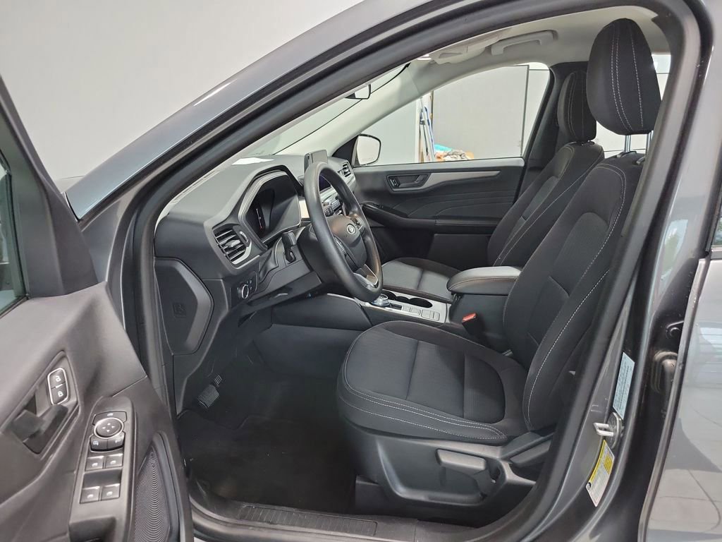 Certified 2023 Ford Escape AWD image 5