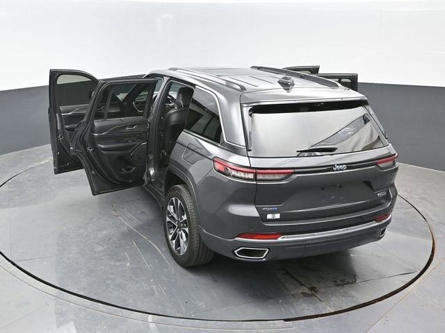 Used 2022 Jeep Grand Cherokee Overland w/ Advanced Protech Group III AWD/4WD image 25