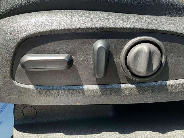 Used 2021 GMC Terrain SLT image 22