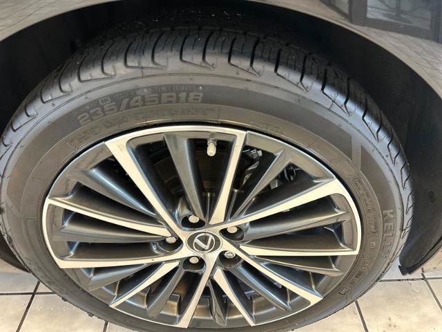 Used 2024 Lexus ES 350 w/ Premium Package FWD image 28