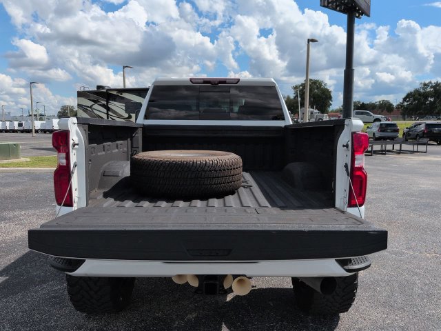 Used 2022 Chevrolet Silverado 2500 High Country w/ Z71 Off-Road Package AWD/4WD image 13