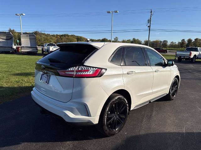 Certified 2024 Ford Edge ST-Line w/ Class II Trailer Tow Package AWD/4WD image 8