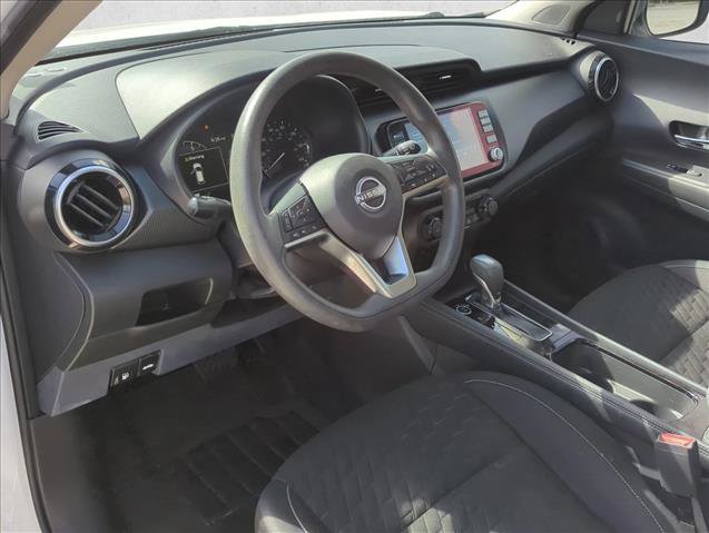 Used 2022 Nissan Kicks SV image 8