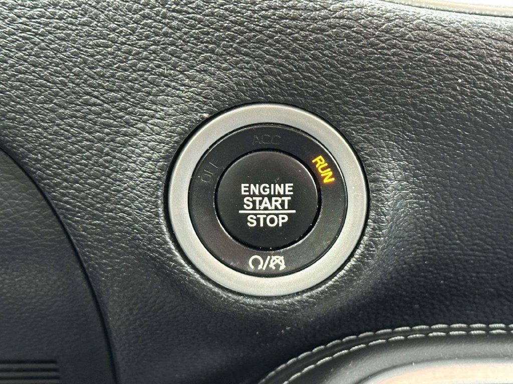 Used 2018 Dodge Challenger R/T Plus RWD image 21
