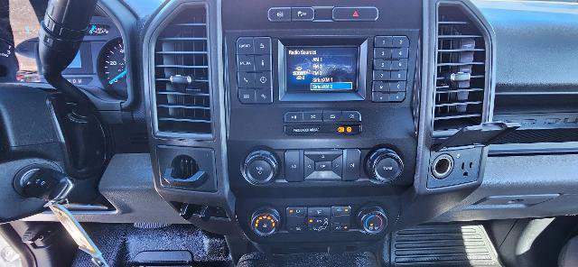 Certified 2022 Ford F600 2WD Regular Cab Super Duty w/ Power Equipment Group image 9