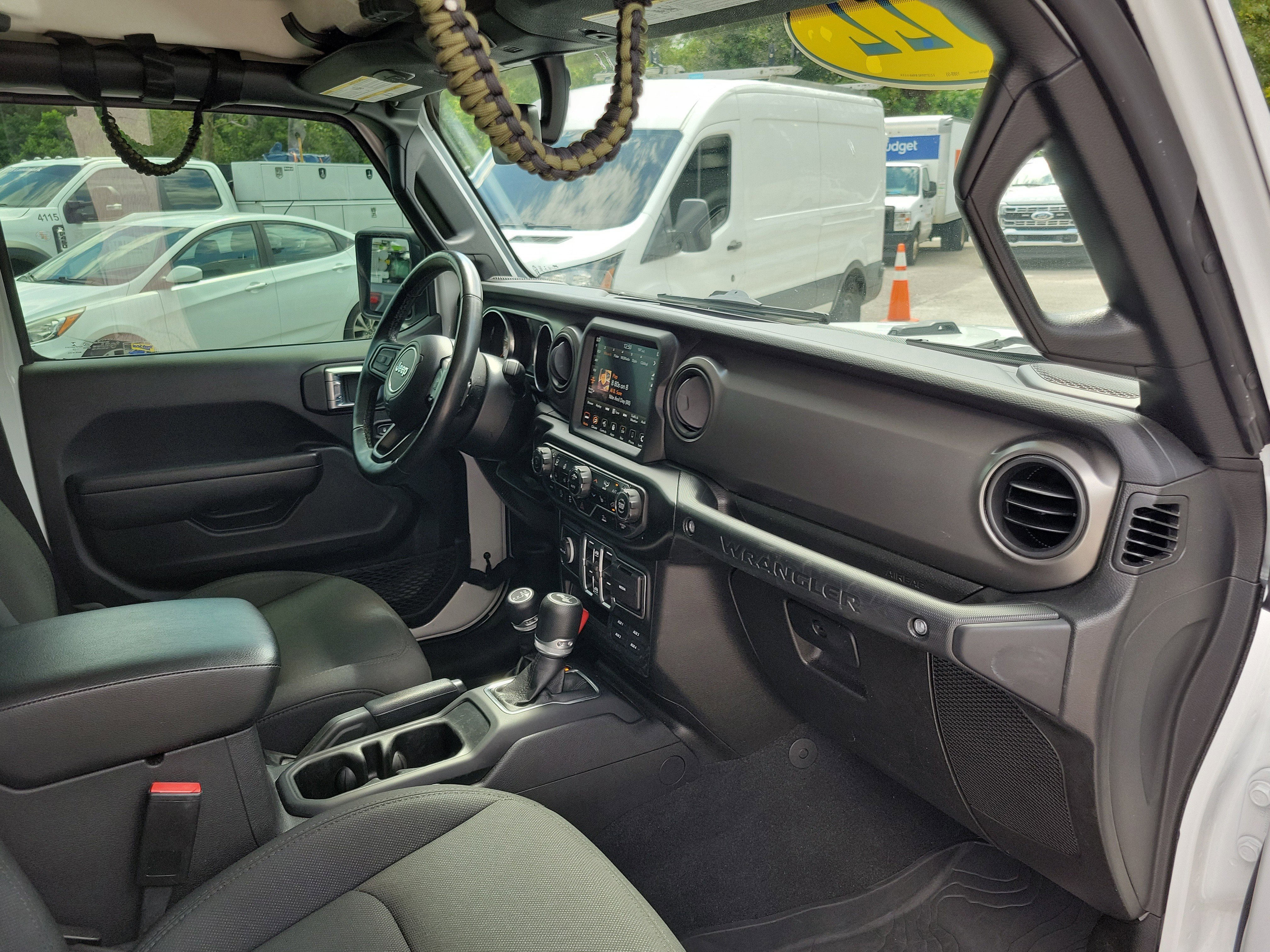 Used 2022 Jeep Wrangler Unlimited Sport image 31