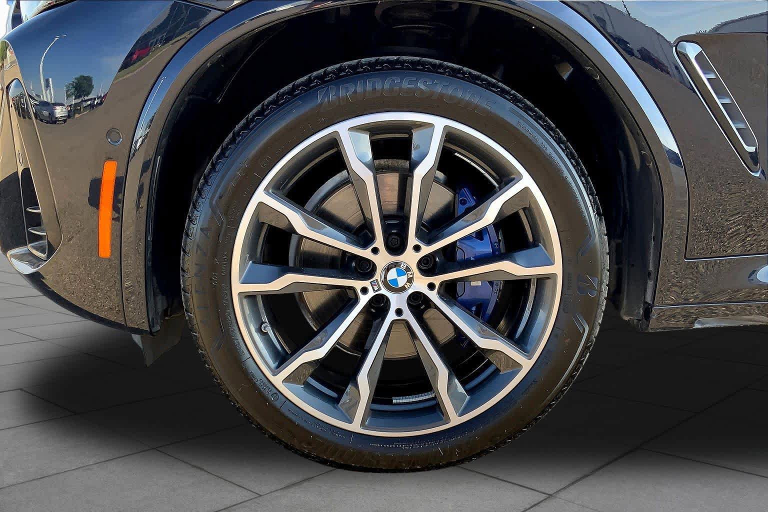 Used 2023 BMW X4 M40i w/ Parking Assistance Package AWD/4WD image 18