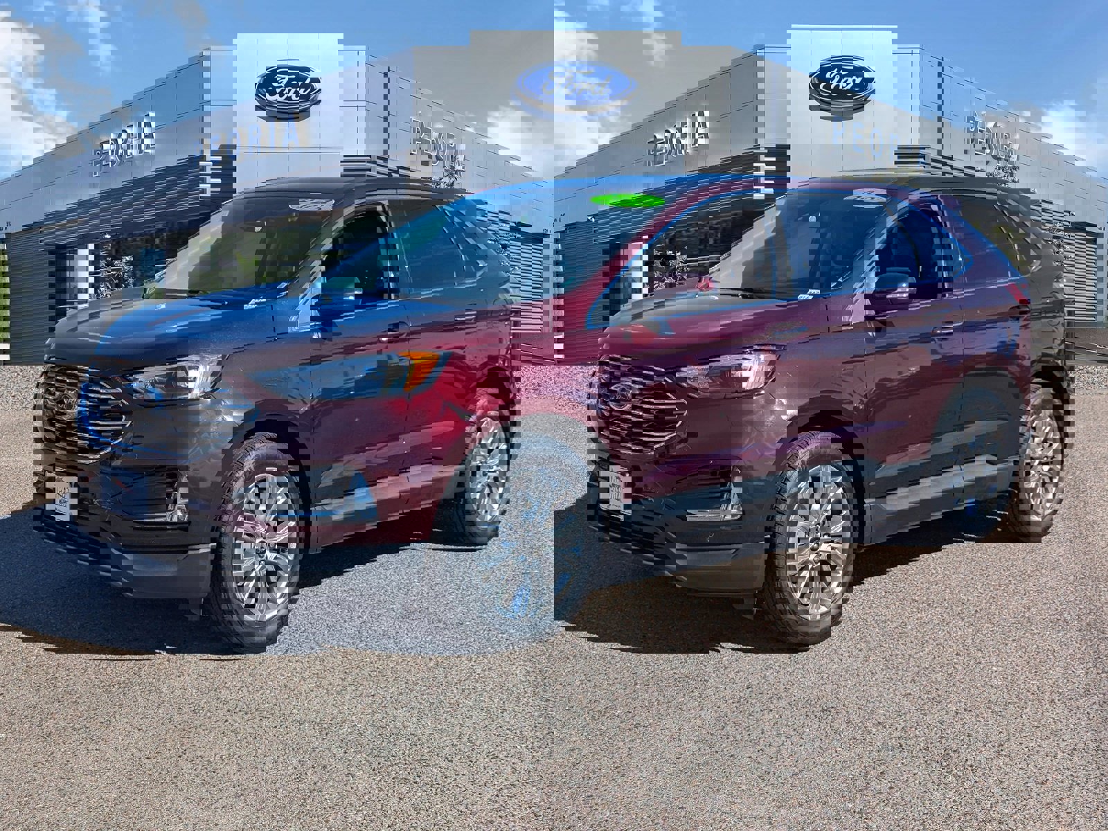 Certified 2024 Ford Edge Titanium image 2