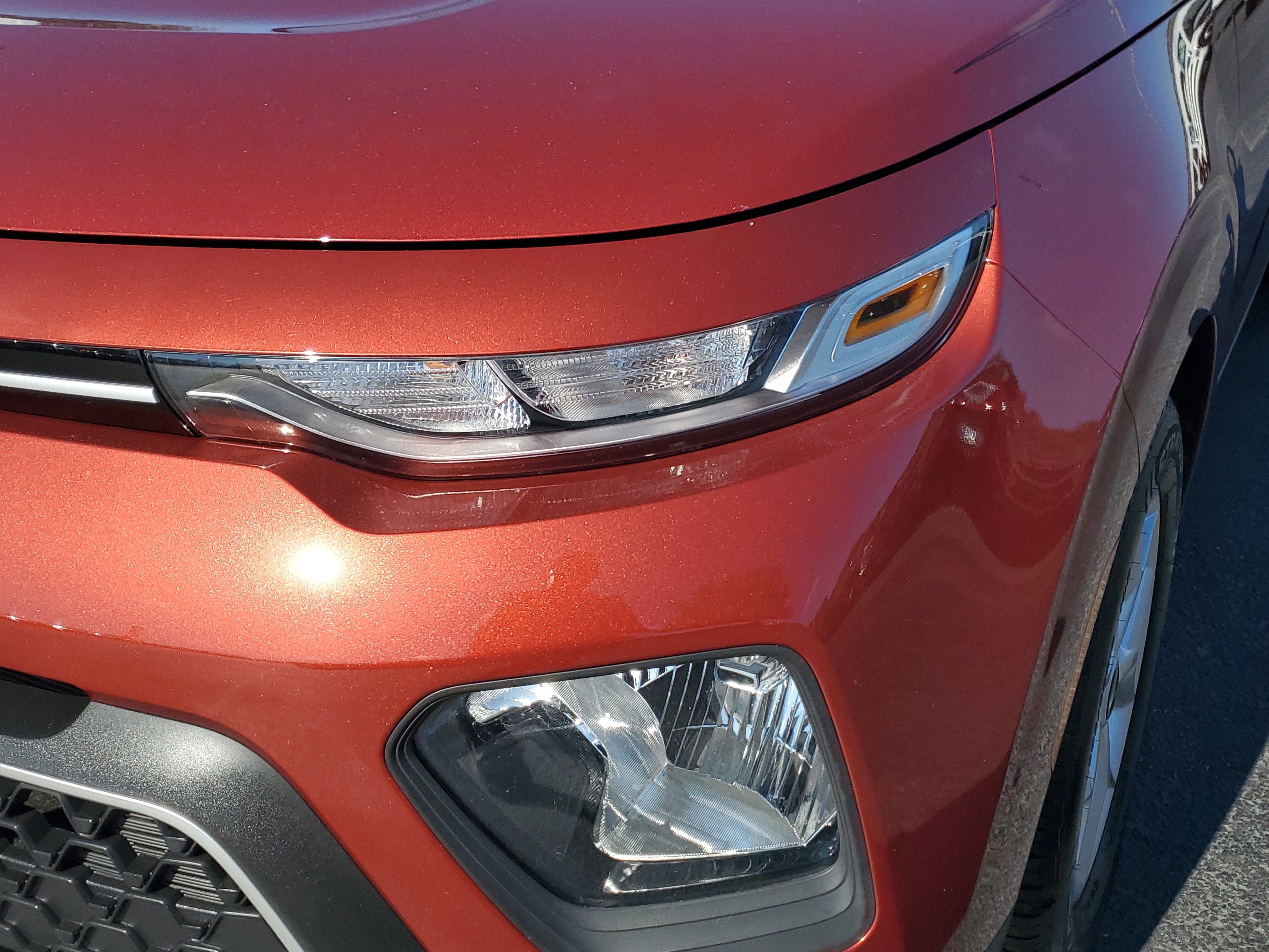 Used 2022 Kia Soul LX w/ Technology Package image 6