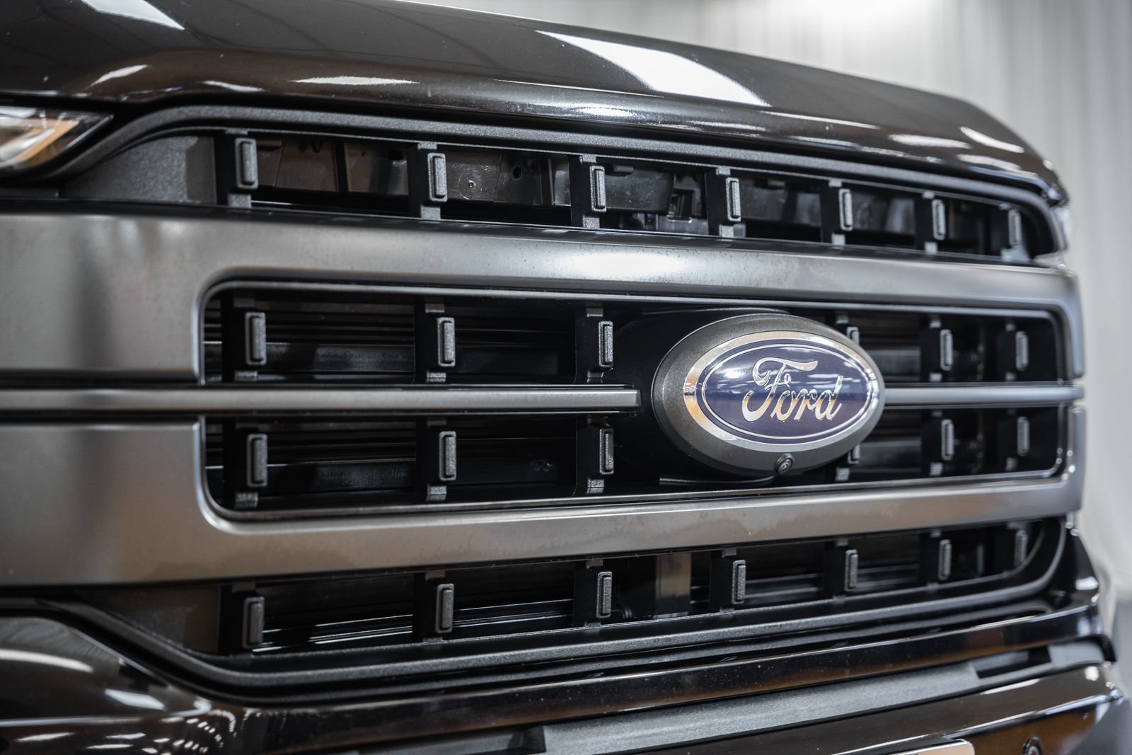 Certified 2023 Ford F150 Lariat w/ Equipment Group 502A High AWD/4WD image 9