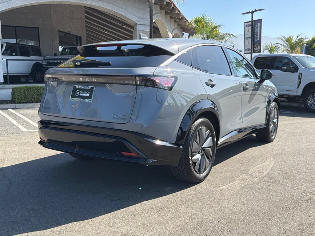 Used 2025 Nissan Ariya AWD image 12