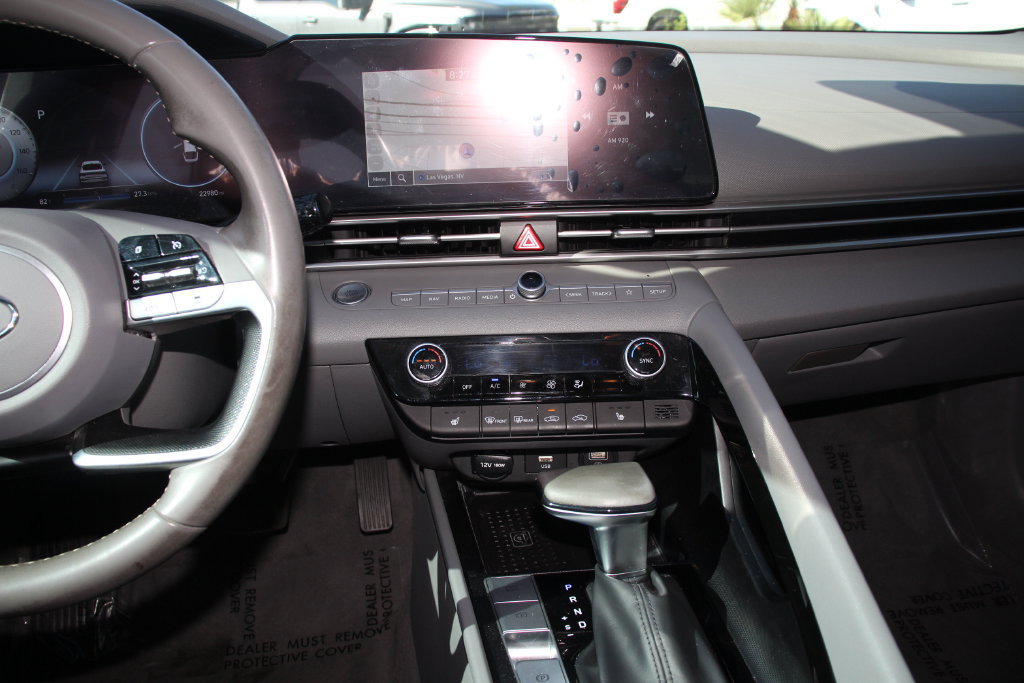 Used 2023 Hyundai Elantra SEL w/ Convenience Package FWD image 18