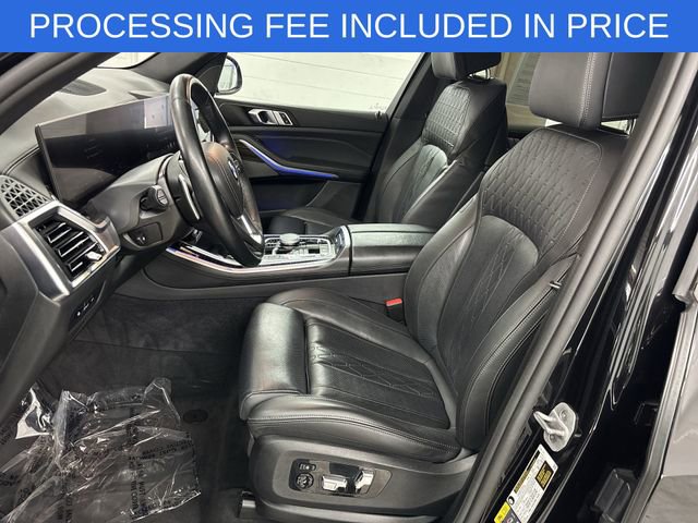 Used 2025 BMW X5 xDrive50e AWD/4WD image 3
