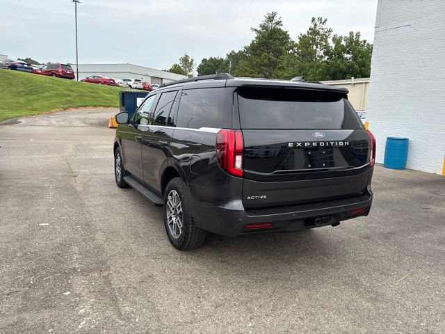 Certified 2025 Ford Expedition Active AWD/4WD image 17