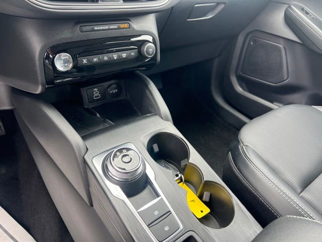 Certified 2024 Ford Escape Platinum AWD/4WD image 15