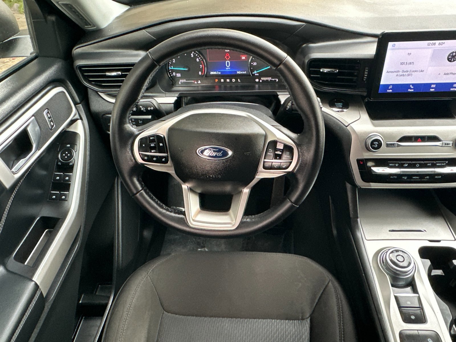 Certified 2022 Ford Explorer XLT image 15